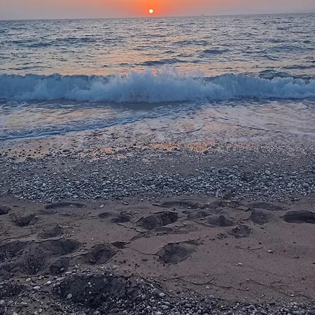 By The Sea Lägenhet